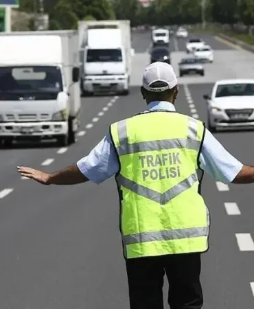 Uskudar8217da-bugun-bazi-yollar-trafige-kapali-featured