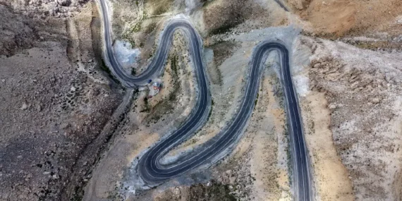 Van-Bahçesaray yolunda 13 km tüneli için çalışma başlatıldı