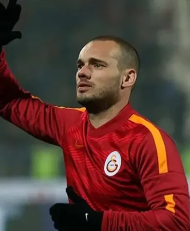 Wesley-Sneijder8217in-esyalari-acik-artirmaya-cikti-featured