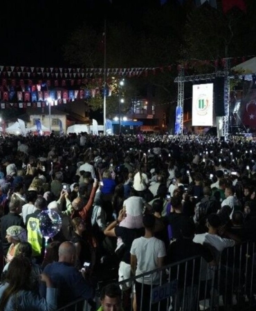 Yenisehir8217de-Manus-Baba-konserine-yogun-ilgi-featured
