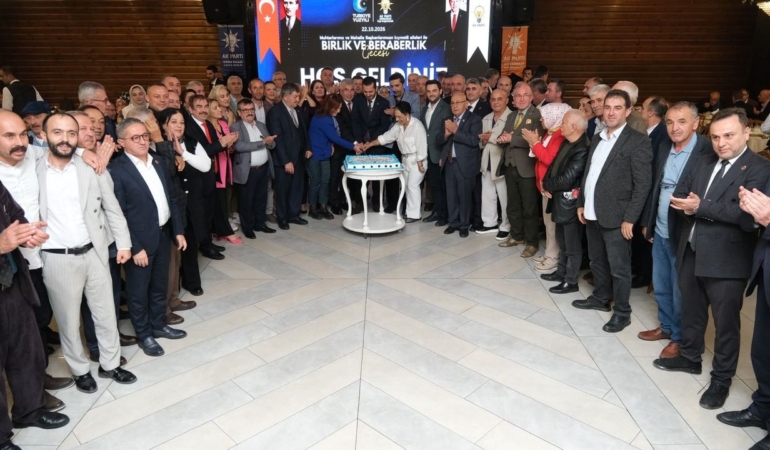 AK Parti Osmangazi, muhtarlar ve aileleriyle buluştu