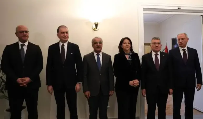 AK Parti ve DEM Parti heyetleri Terörsüz Türkiye’yi görüştü