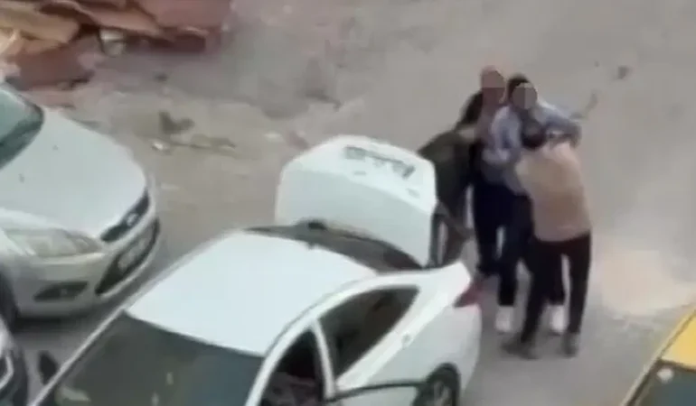 Adana’da bir kişiyi bagaja koyarak kaçırdılar