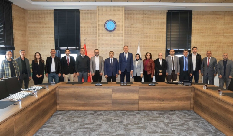 BUÜ ve SÜSBİR öğrencileri sektörle buluşturacak