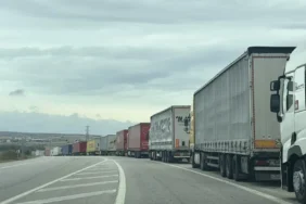 Bakanliklar-tir-soforlerinin-Schengen-sorununu-izliyor-featured