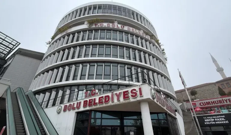 Bolu Belediyesi soruşturmasında dört kişi gözaltına alındı