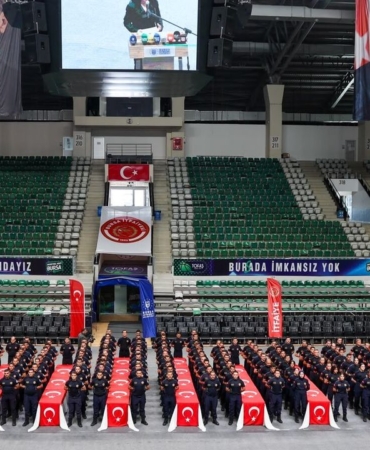 Bursa-Itfaiyesine-150-yeni-personel-katildi-featured