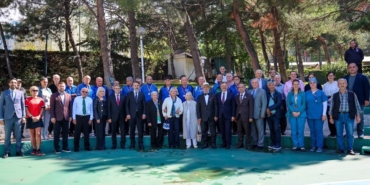 Bursada-huzurevi-sakinleri-Dunya-Yaslilar-Gununu-kutladi-featured