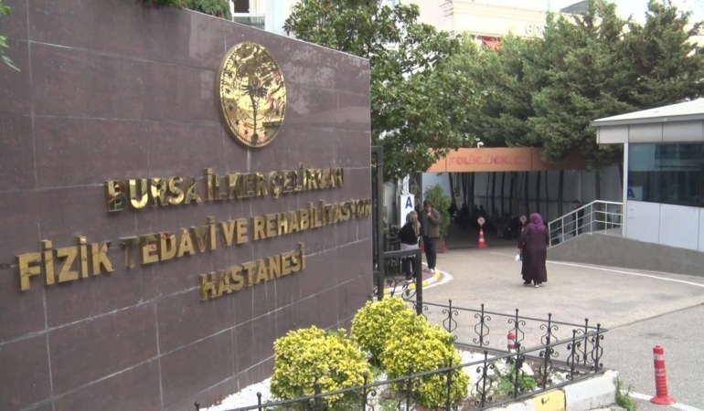 Bursa’daki tarihi fizik tedavi hastanesinin taşınmasına tepki
