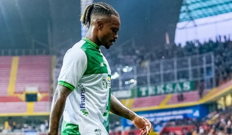 Bursasporlu Lincoln Henrique’ye 2 maç men cezası