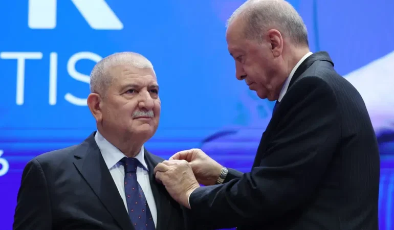 Cemalettin Kani Torun AK Parti saflarına katıldı