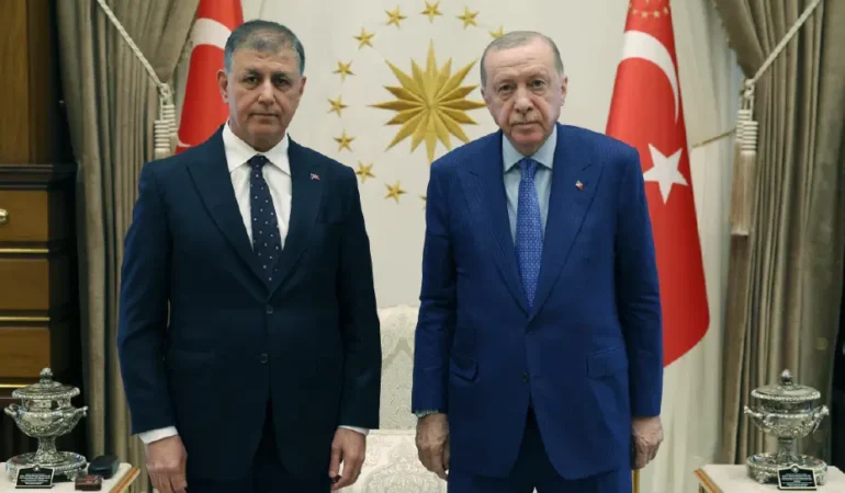 Cemil Tugay AK Parti’ye katılıyor: İlk açıklaması İzmir