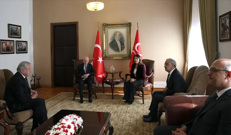 DEM Parti heyeti Bahçeli ve Adan ile görüştü