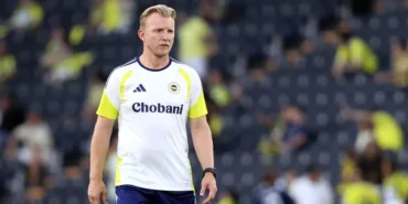 Dirk-Kuyt-Fenerbahce-ile-Liverpool-karsisina-cikacak-featured