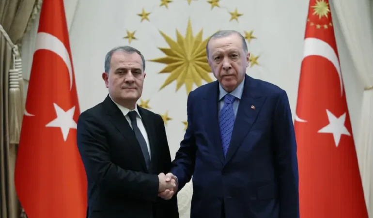 Erdoğan, Bayramov ile Külliye’de görüştü