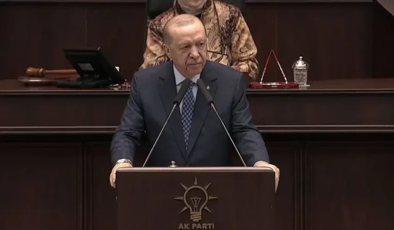 Erdoğan: Çamur at izi kalsın siyasetine izin vermeyiz