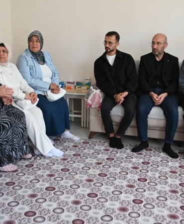 Fatih-Karabati-Dunya-Yaslilar-Gununde-Zekeriya-Yilmazi-ziyaret-etti-featured