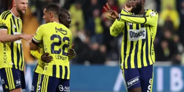 Fenerbahce-Alanyasporu-3-0-yenerek-derbi-oncesi-rahatladi-featured
