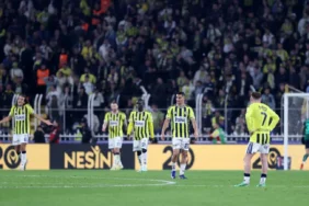 Fenerbahce-Goztepe-yenilgisiyle-zirveden-uzaklasti-featured