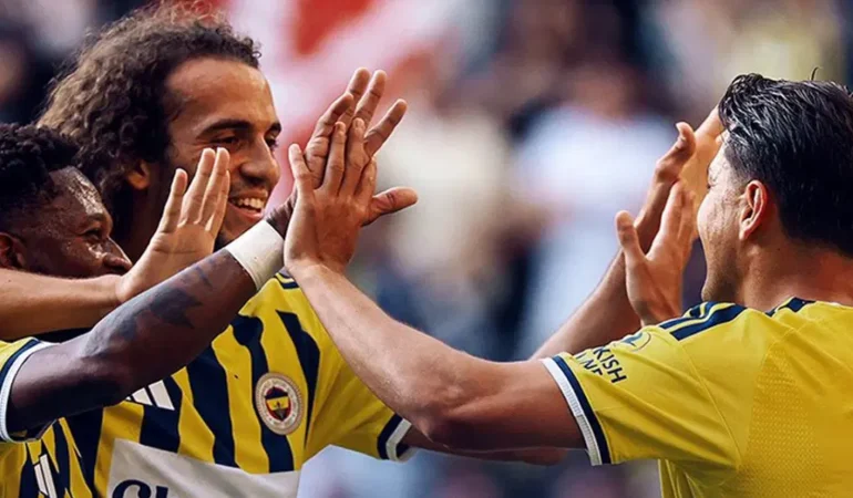 Fenerbahçe’yi derbi ve Avrupa maçlarıyla dolu fikstür bekliyor