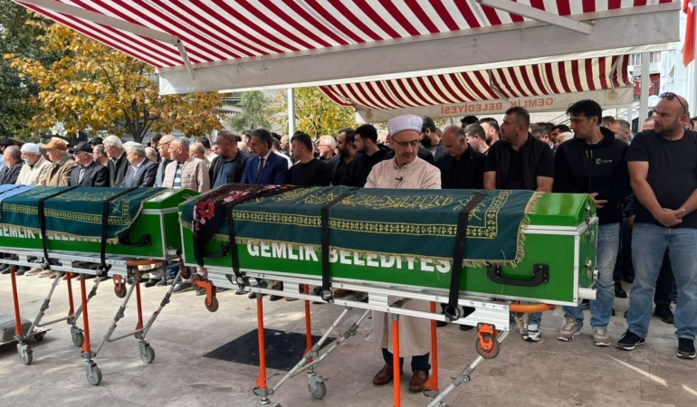 Gemlik’te Vural ve Asiye Kara toprağa verildi