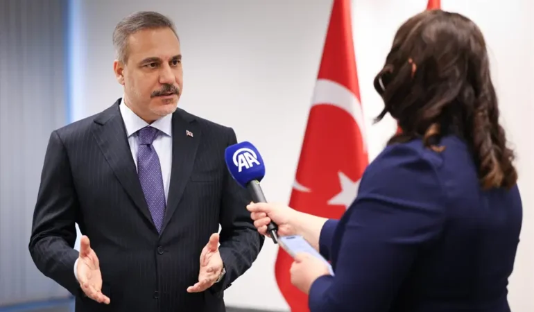 Hakan Fidan, İstanbul’da R4 ve E3 bakanlarını ağırlıyor