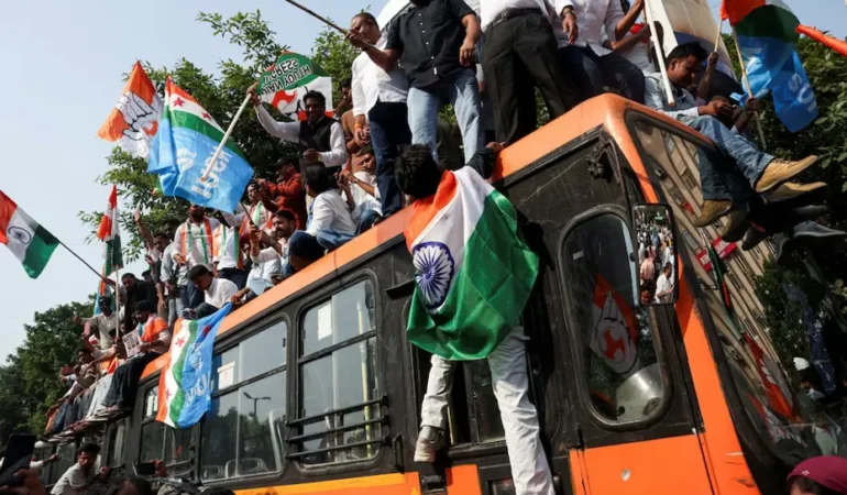 Hindistan’da CJP liderleri seçmen protestosunda gözaltına alındı