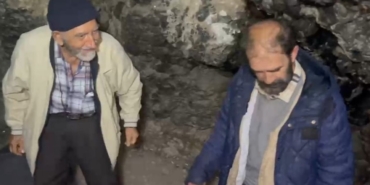 ULUDAĞ'DA MAĞARADA YAŞAYAN ADAMIN HİKÂYESİ MUTLU SONLA BİTTİ; 83 YAŞINDAKİ BABA, MAĞARADA KALAN OĞLUNA KAVUŞMAK İÇİN ANKARA'DAN BURSA'YA GELDİ