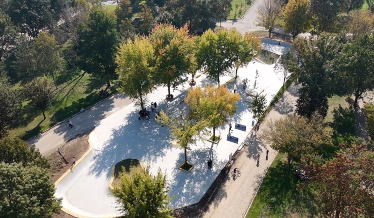 İnegöl’de 1.800 metrekarelik kaykay parkı kullanıma açıldı