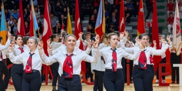103 ÖĞRETMENLE 103. YIL COŞKUSU