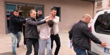 Inegolde-bicakli-kavgada-8-kisi-adliyeye-gonderildi-featured