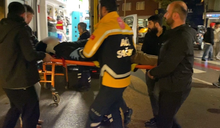 İnegöl’de motosiklet kazası: Yaya ve sürücü yaralandı
