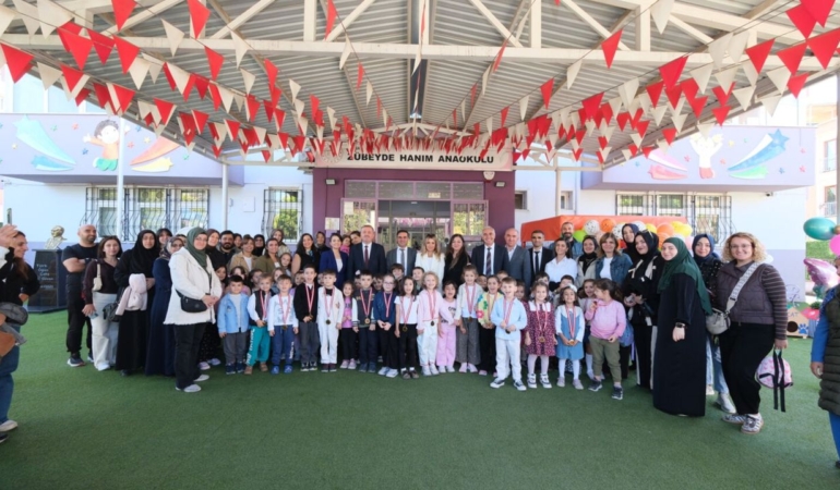 İnegöl’de öğrenciler sahipsiz hayvanlar için 190 yuva yaptı