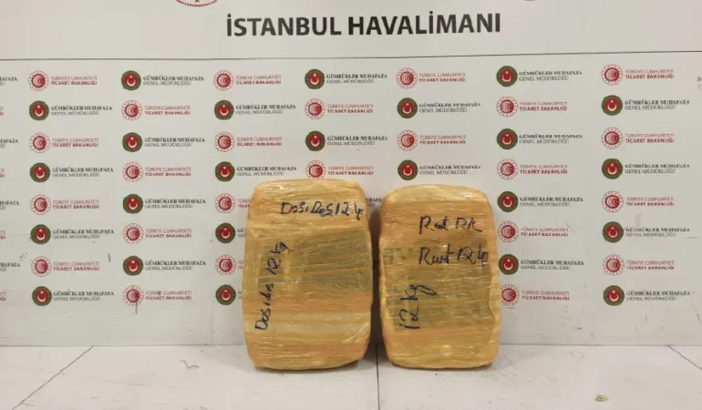 İstanbul Havalimanı’nda 25 kilo esrar ele geçirildi