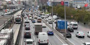 Istanbulda-bayram-arifesinde-trafik-yuzde-80e-cikti-featured