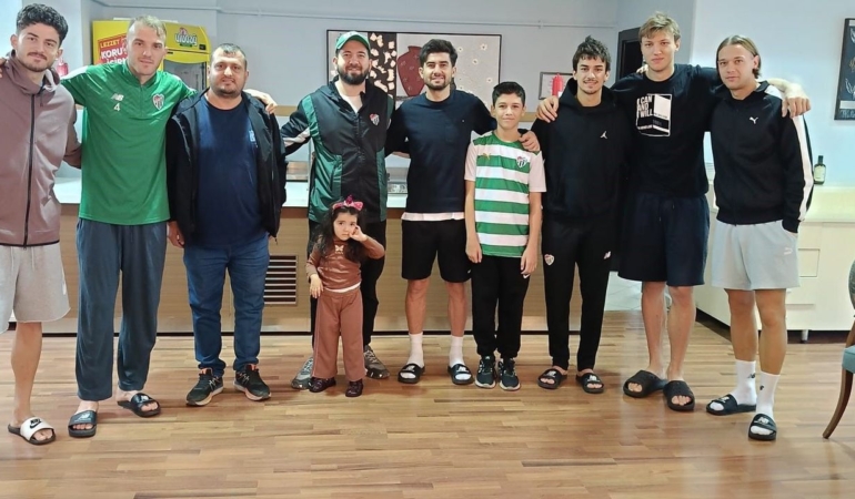 Karacabeyli taraftardan Iheanacho’ya 16 karpuz