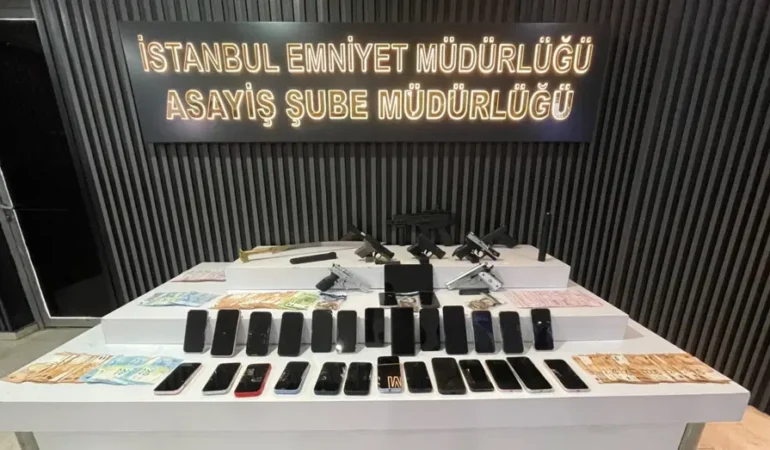 Kırmızı bültenle aranan şüpheli İstanbul’da yakalandı