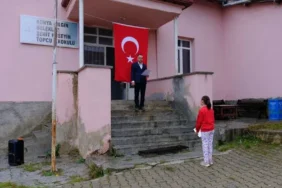 Konyada-tek-ogrencili-okulda-Cumhuriyet-Bayrami-toreni-featured