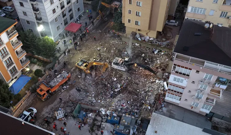 Maltepe’deki bina faciasında can kaybı 5’e çıktı