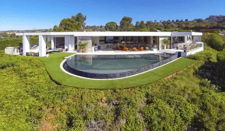 Markus Persson, Beverly Hills malikanesini 70 milyon dolara satıyor