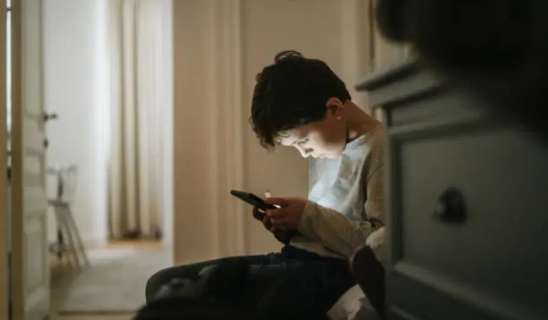 Meta ve Snap, gençlerin bağımlılık davasında jüri karşısında