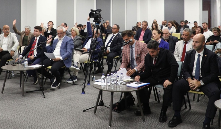Mudanya’da bütçe görüşmeleri evrak tartışmasıyla ertelendi