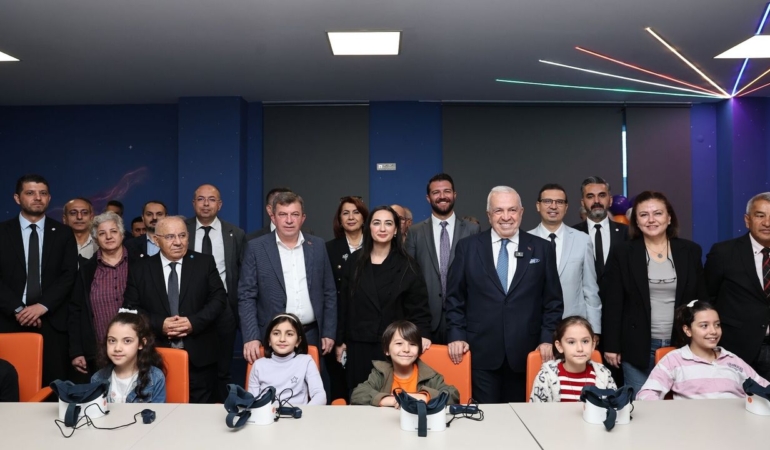 Nilüfer Belediyesi dijital deneyim merkezini açtı