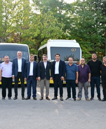 Oktay-Yilmaz-Yildirimdaki-sofor-esnafini-dinledi-featured