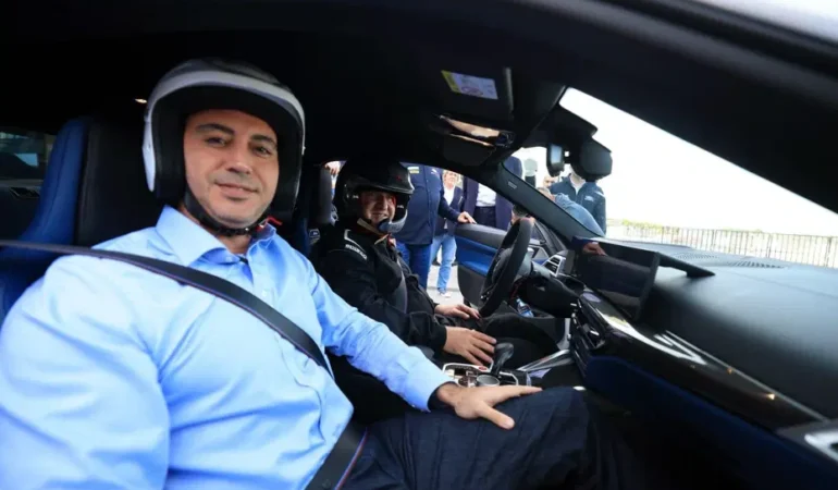 Osman Aşkın Bak, İstanbul Park pistini test etti
