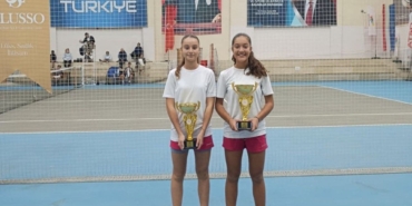 Osmangazi-Belediyesporlu-tenisciler-Afyonda-kursude-featured