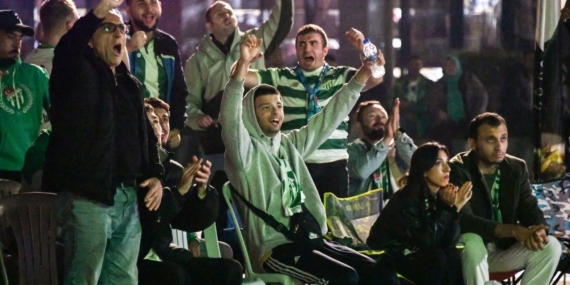 Osmangazi Meydanı’nda Bursaspor coşkusu yaşandı