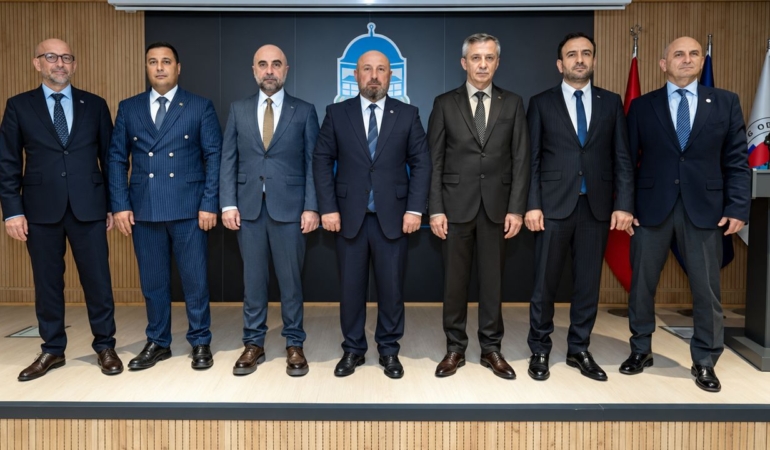 Özhan ailesi BTSO ve Ticaret Borsası yönetiminde