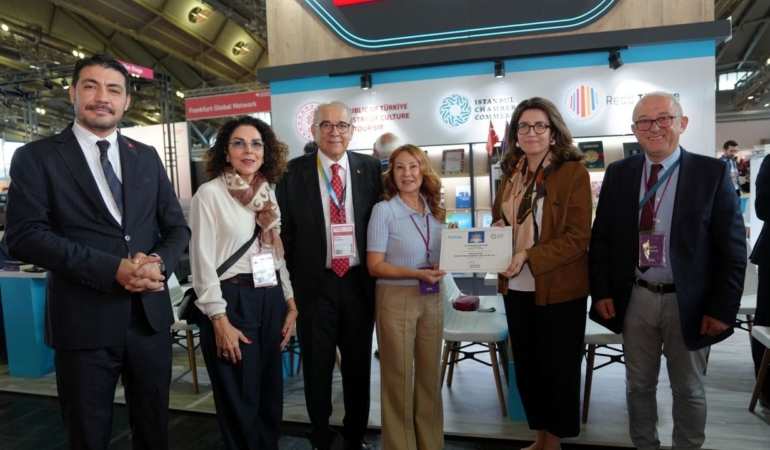 Pregon Publishing’e Frankfurt Kitap Fuarı’nda teşekkür belgesi