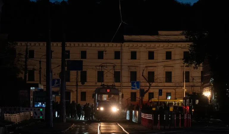 Rus saldırıları Kiev’i elektriksiz bıraktı
